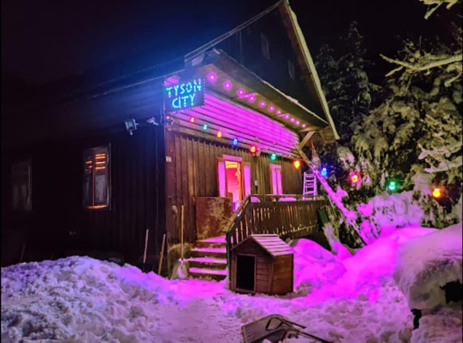 Chalet 8 Personnes + Grand Terrain Et Riviere Entremont 외부 사진