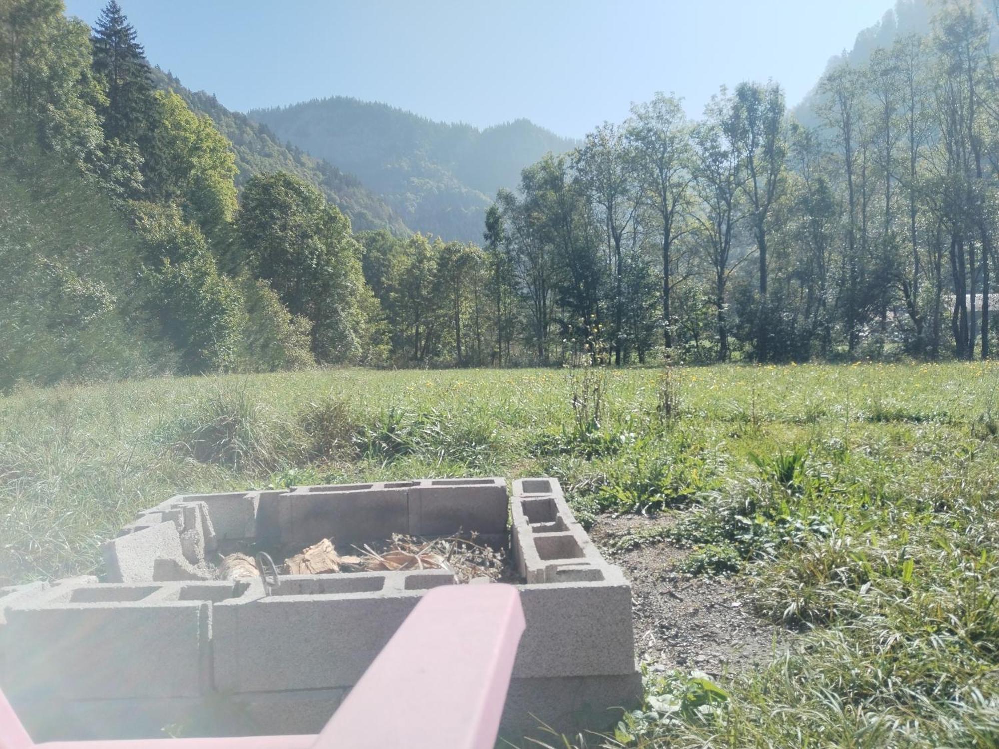 Chalet 8 Personnes + Grand Terrain Et Riviere Entremont 외부 사진